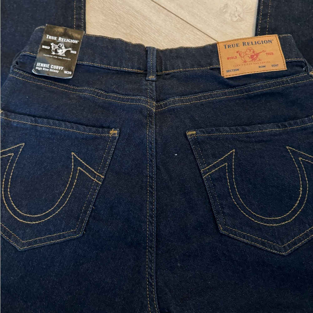 TRUE RELIGION women JENNIE CURVY High Rise Skinny size 26 color Dark